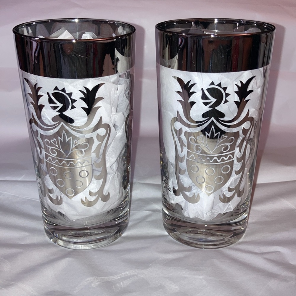 Set (2) MCM Kimiko 1960s Vintage Highball Silver Knight Shield Glasses VGUC